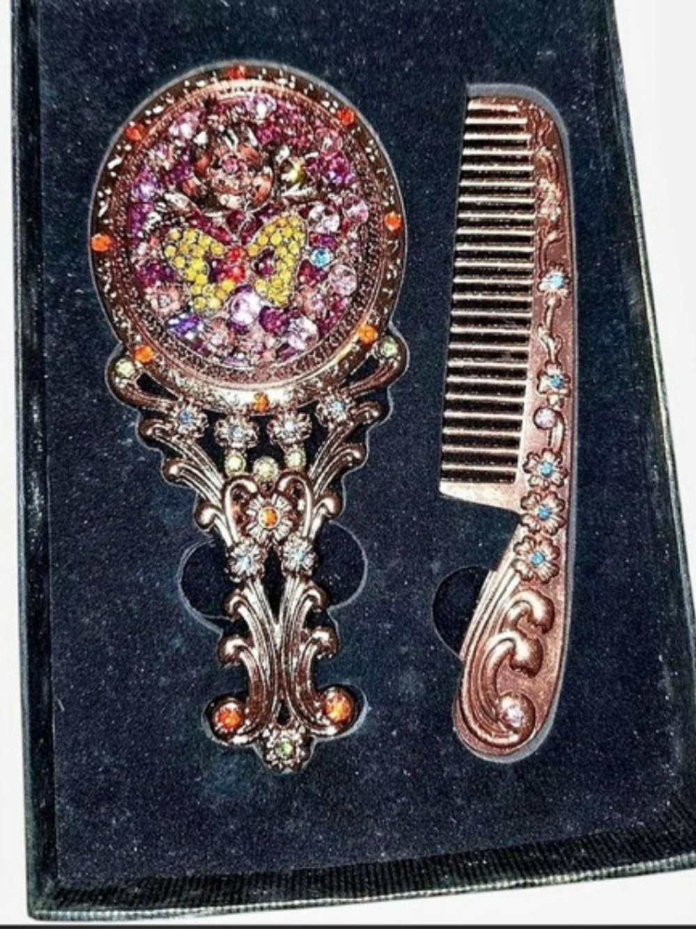 Hand mirror and comb set with butterfly design - NEW